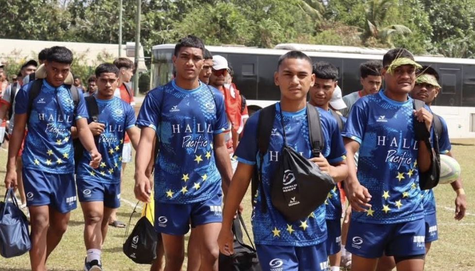 Players arriving at a tournament